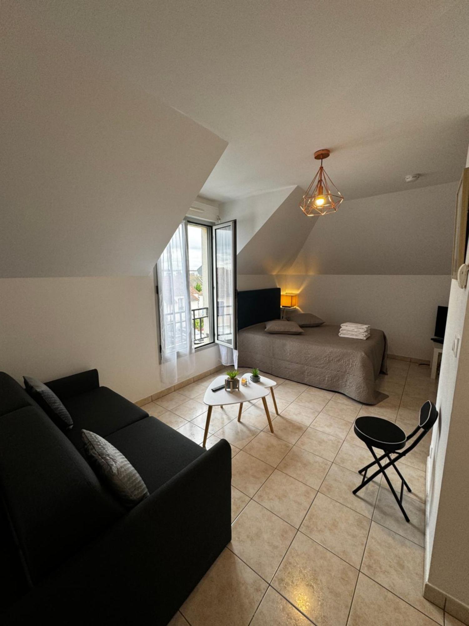 Le Studio Du 72 Daire Bussy-Saint-Georges Dış mekan fotoğraf